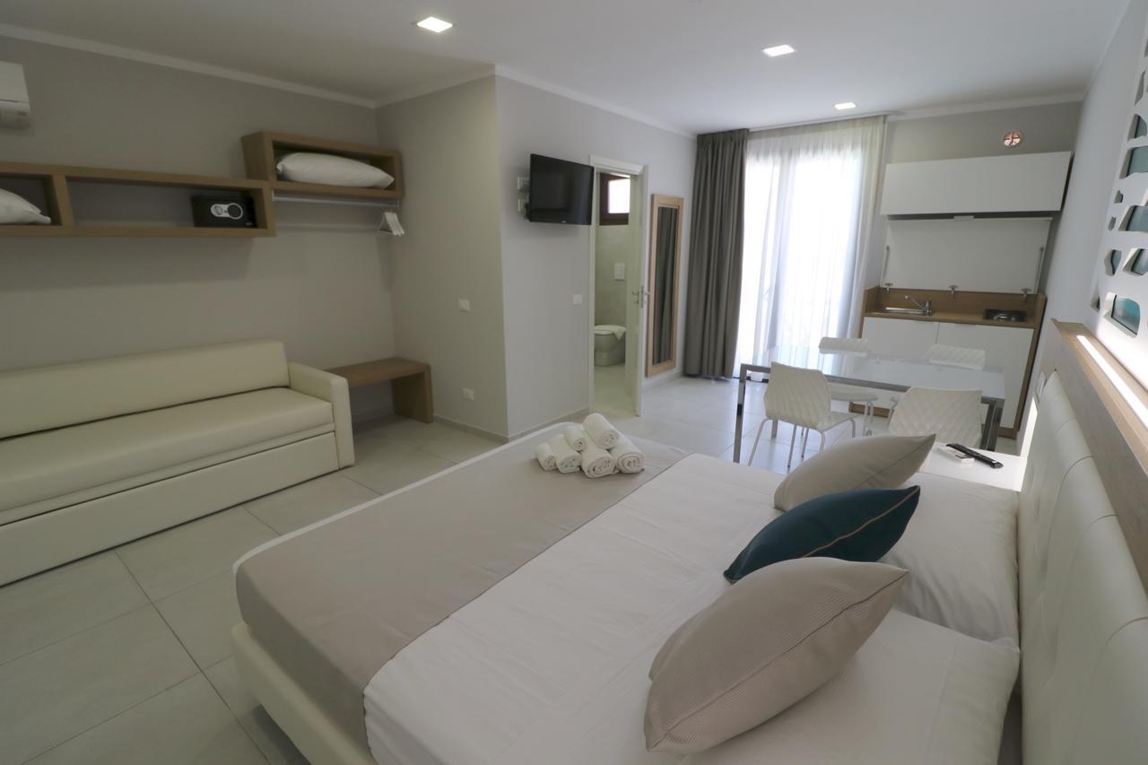 Le Piscine Aparthotel *